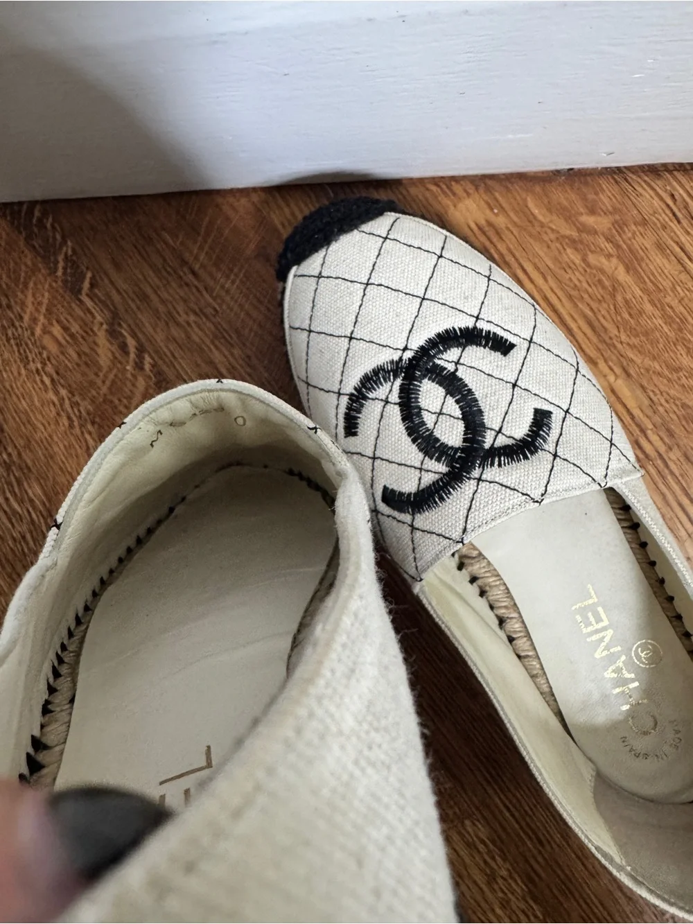 Authentic CHANEL Flats Cream Canvas Espadrille (only wore twice)